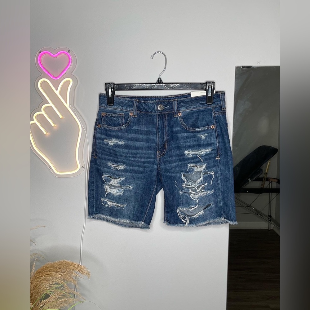American Eagle Tomgirl Bermuda Shorts
